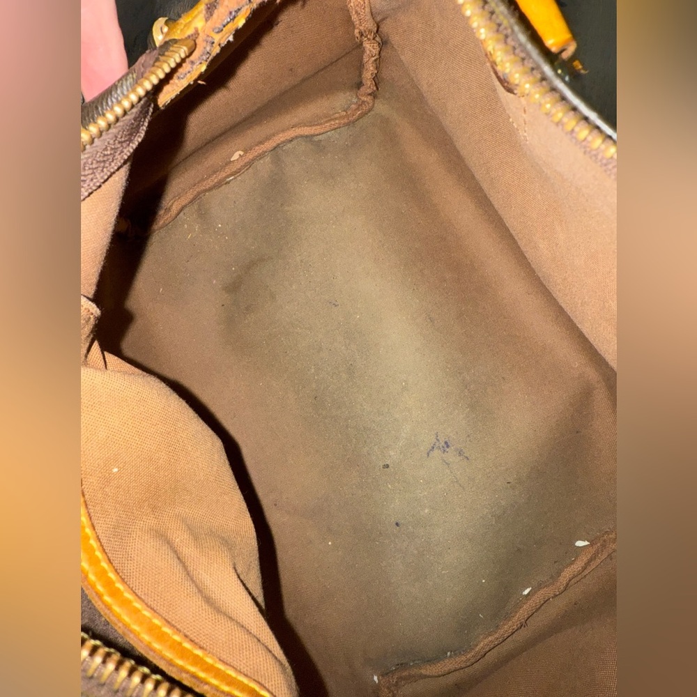 Louis Vuitton Speedy 30 Monogram Purse - Picture 3 of 16